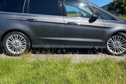 Ford Galaxy 179.781 km 15.500 &euro; Dresden 01328