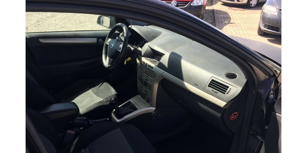 Opel Astra Kombi,AHK,Edition ,Tüv 03/28! 311.000 km 850 &euro; Himmelkron 95502