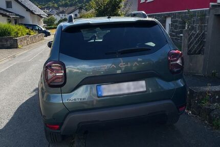Dacia Duster 32.300 km 23.000 &euro; Biedenkopf 35216