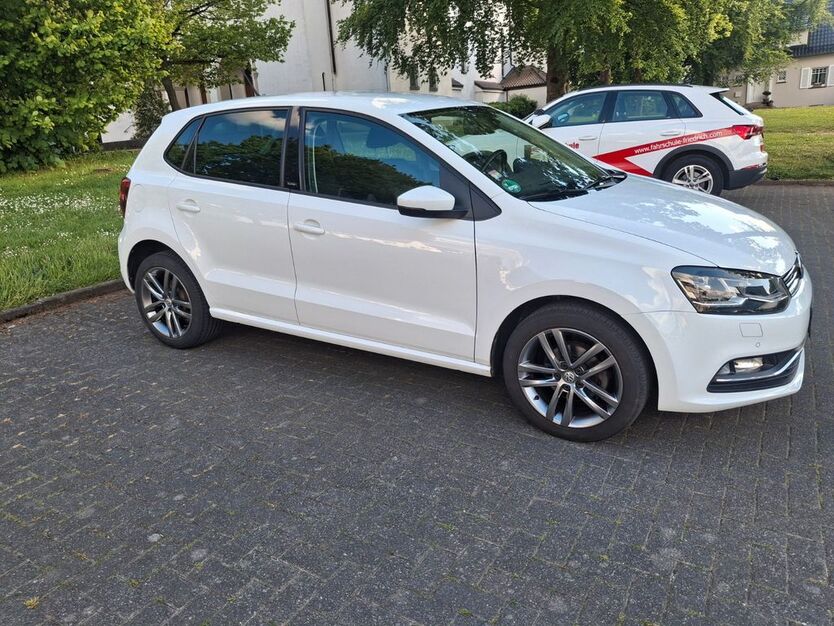 VW Polo 103.396 km 8.760 € Arnsberg 59757