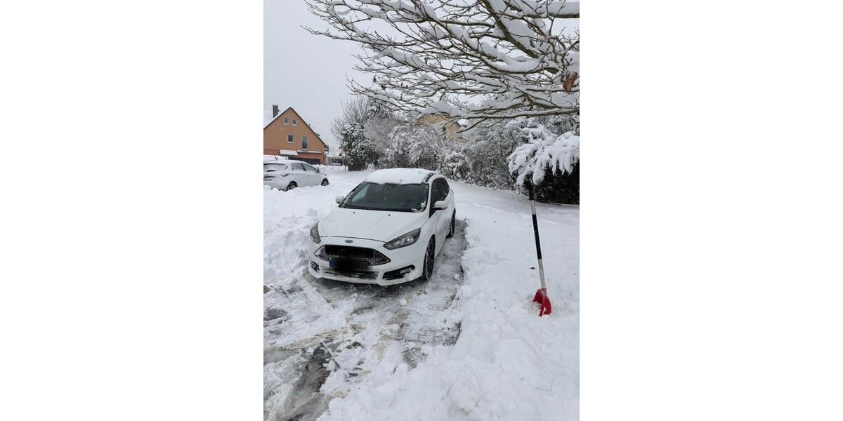 Ford Focus 131.000 km 12.000 &euro; Forchheim 91301