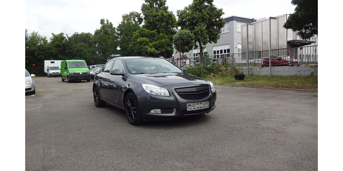 Opel Insignia 193.000 km 3.000 &euro; Berlin 12249
