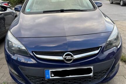 Opel Astra 16.231 km 8.499 &euro; Bochum 44795