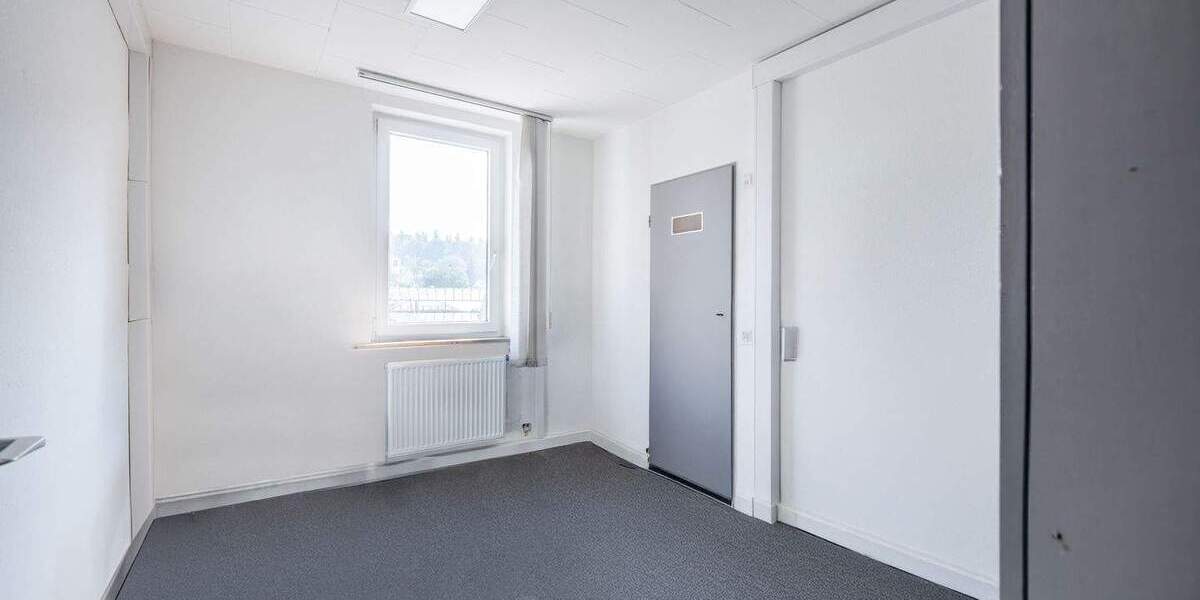 Gewerbeobjekt Mengen - 1 Zimmer, 329.000&euro; | Angebot:25690677