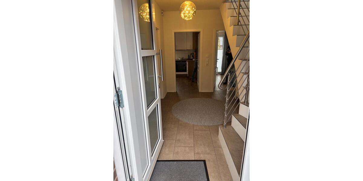 Einfamilienhaus Großefehn - 4 Zimmer, 110 m&sup2;, 990&euro; | Angebot:26284228