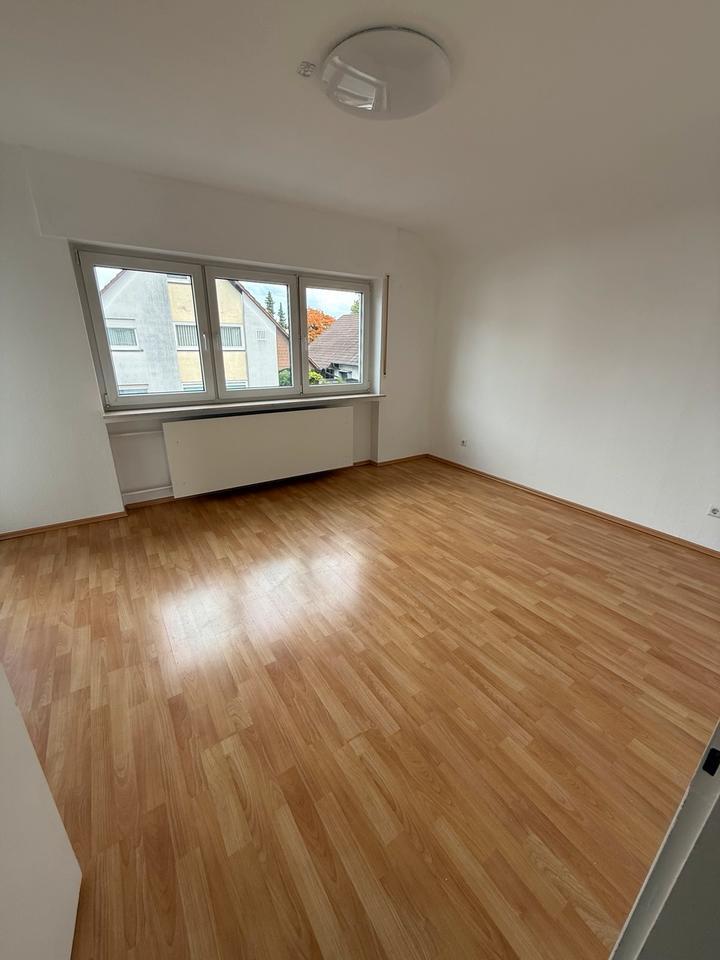 4 Zi Wohnung mit Klima und neuer Küche zimmer