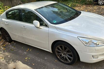 Peugeot 508 120.000 km 3.550 &euro; Berlin 13053