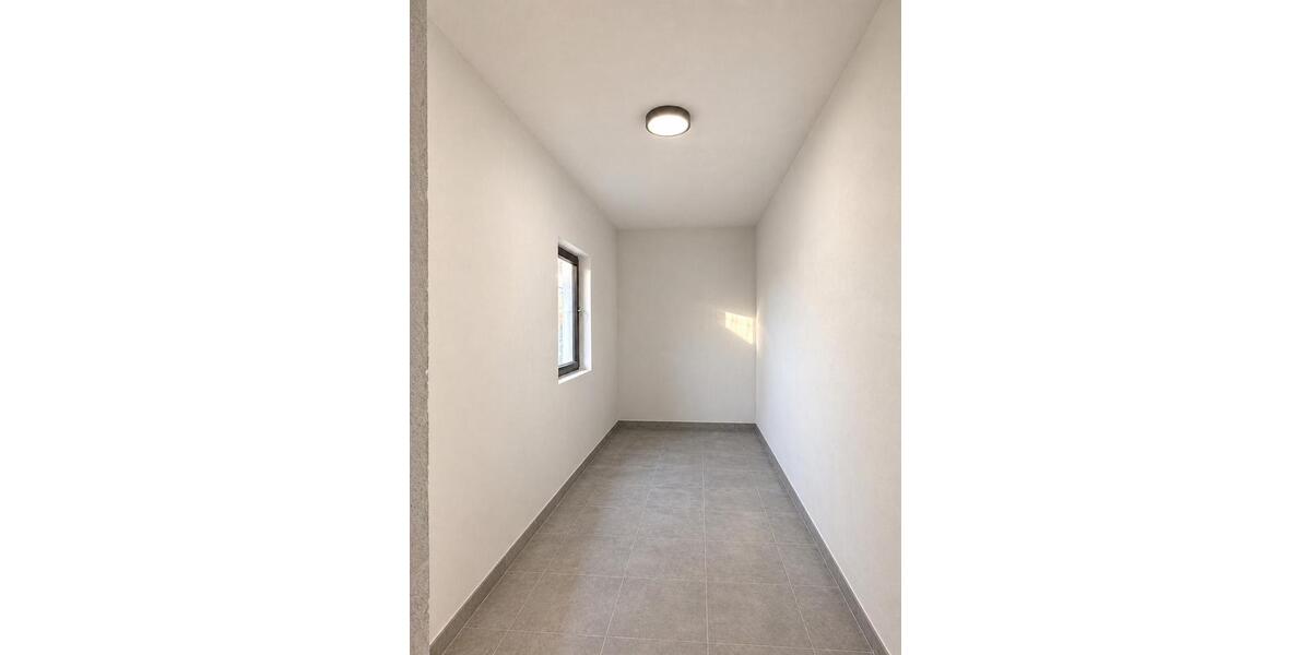 Etagenwohnung Radebeul - 2 Zimmer, 77 m&sup2;, 229.000&euro; | Angebot:26398929