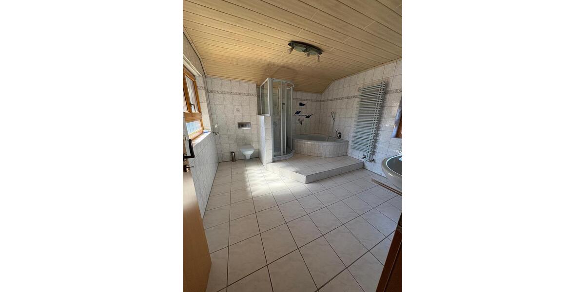 Etagenwohnung Neuried - 2.5 Zimmer, 96 m&sup2;, 1.200&euro; | Angebot:26317444