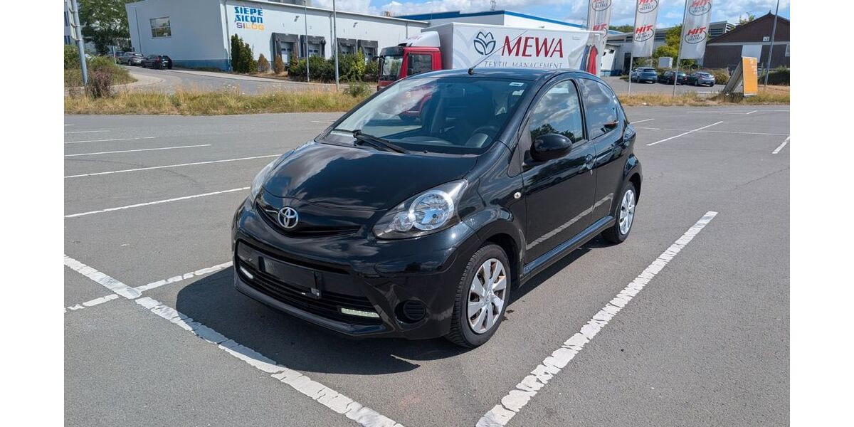 Toyota Aygo (X) 139.980 km 3.000 &euro; Eisenberg 67304
