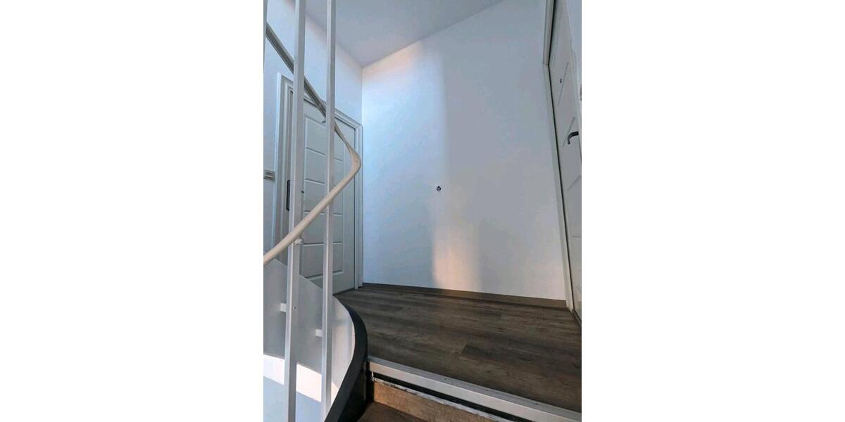 Etagenwohnung Wiesbaden Biebrich - 3 Zimmer, 50 m&sup2;, 230.000&euro; | Angebot:26014033