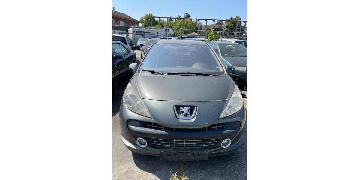 Peugeot 207 160.000 km 799 &euro; Römerberg 67354