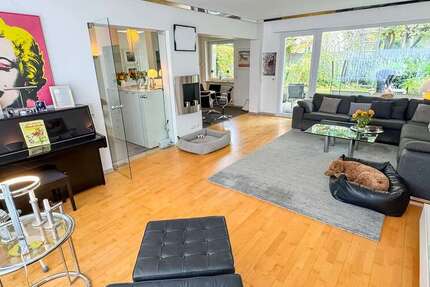 Haus zum Mieten in Eschborn 3.100 € 142.26 m² 5 zimmer