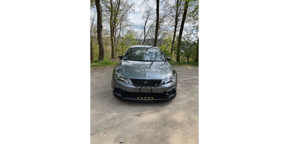 Seat Leon 122.123 km 22.999 &euro; Wuppertal 42283