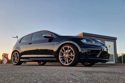 VW Golf 74.965 km 22.500 € Unterweissach 71554