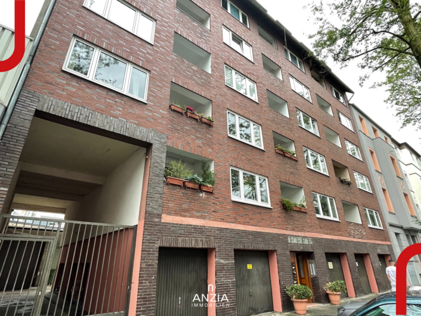 Haus zum Kaufen in Düsseldorf 4.300.000 € 1146.8 m²