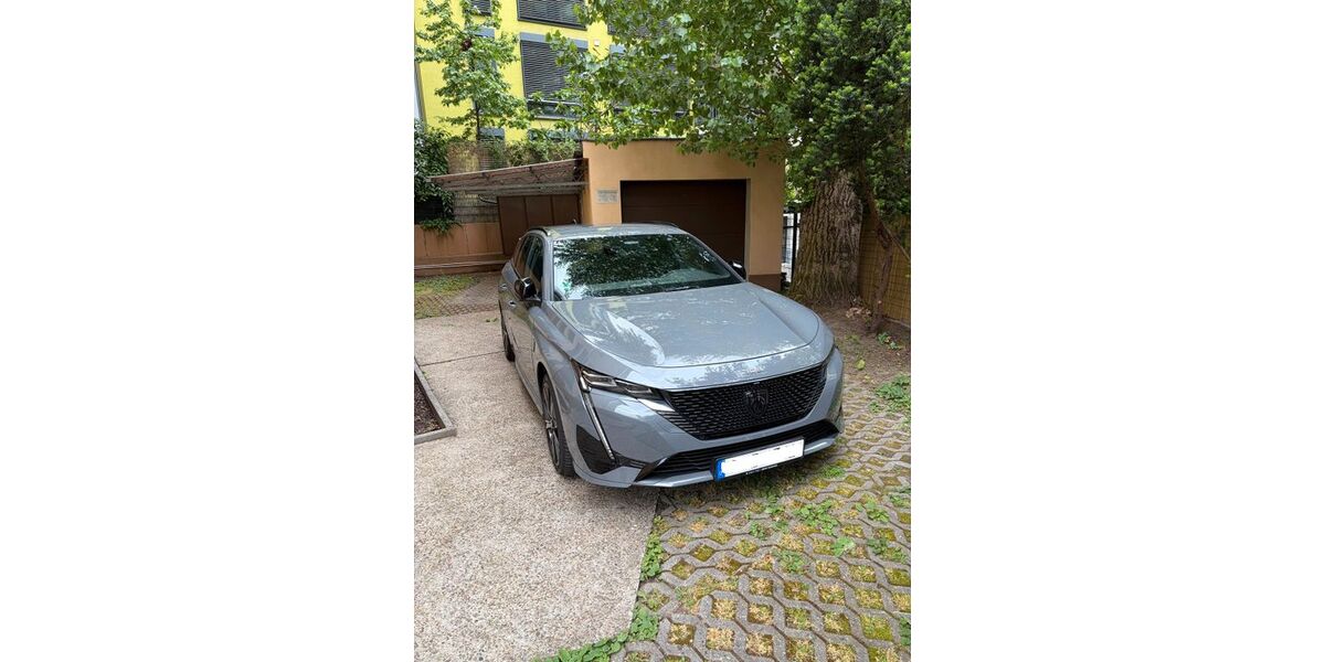 Peugeot 308 20.800 km 21.990 &euro; Frankfurt 60385