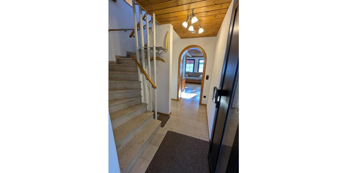 Etagenwohnung Eggenfelden - 2.5 Zimmer, 74 m&sup2;, 750&euro; | Angebot:26303040