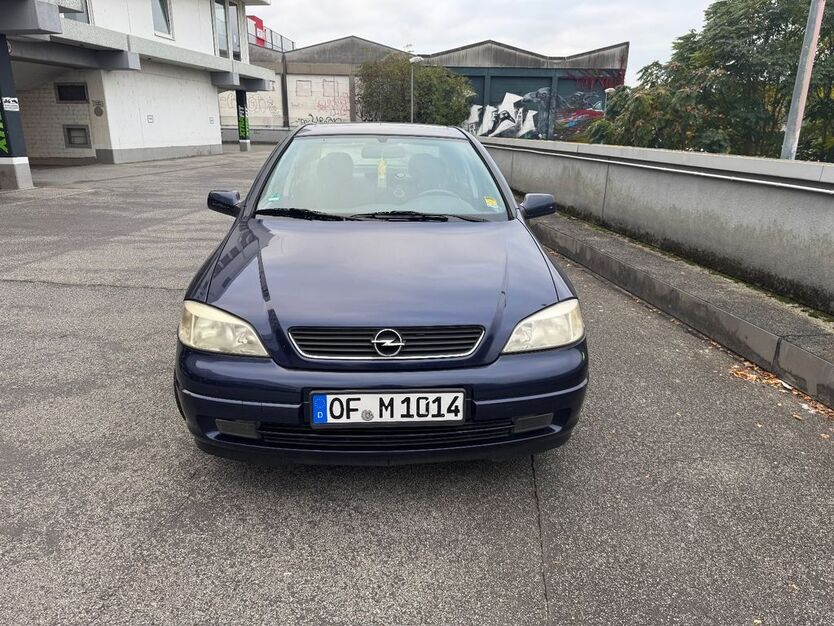 Opel Astra 178.000 km 1.450 € Wiesbaden 65199