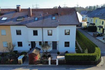 Großzügiges Reihenendhaus mit Dachstudio, schön angelegtem Außenbereich und optimaler Raumaufteilung 5 zimmer