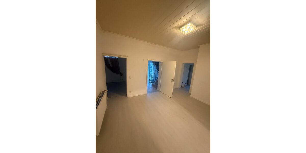 Große helle Wohnung in Altenvers 5 zimmer