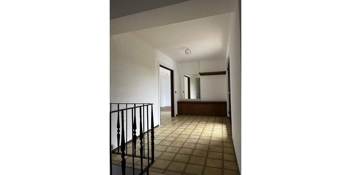 Einfamilienhaus Bad Sobernheim - 4 Zimmer, 173 m&sup2;, 1.300&euro; | Angebot:25741736
