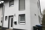 Reihenhaus Ottweiler - 3 Zimmer, 129 m&sup2;, 1.200&euro; | Angebot:24336021