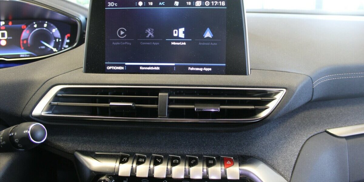 Peugeot 3008 1.5 GT Line 73.030 km 17.980 &euro; Euskirchen 53881