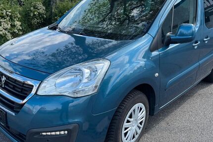 Peugeot Partner 121.825 km 9.700 &euro; LUDWIGSHAFEN AM RHEIN 67071