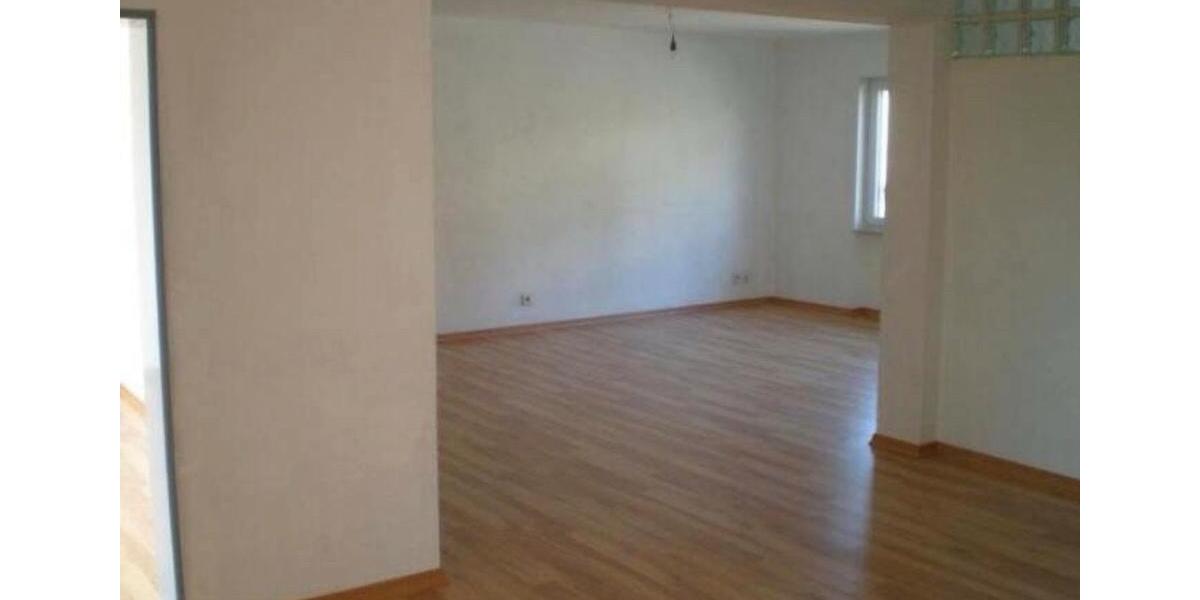 Erdgeschoßwohnung Eppelborn - 4 Zimmer, 95 m&sup2;, 750&euro; | Angebot:26337465