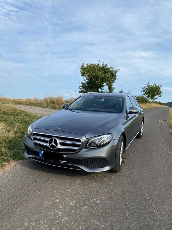 E 220