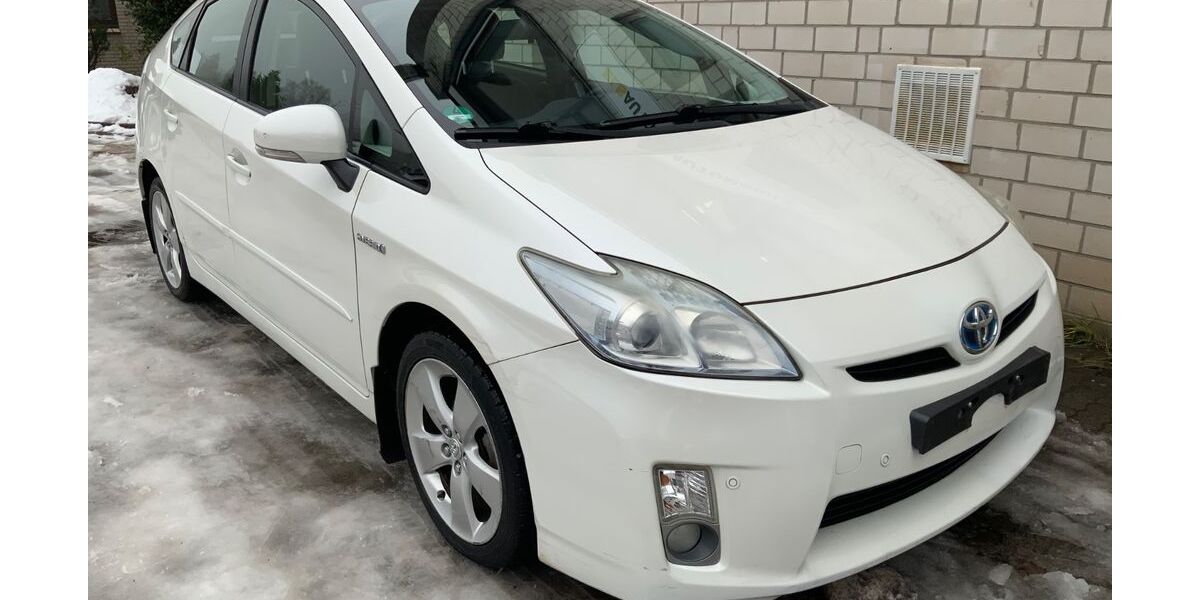 Toyota Prius 198.760 km 5.999 &euro; Rellingen 25462