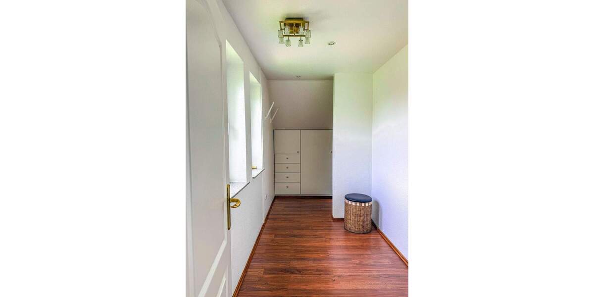 Einfamilienhaus Syke Gessel - 8 Zimmer, 282 m&sup2;, 599.000&euro; | Angebot:25776088