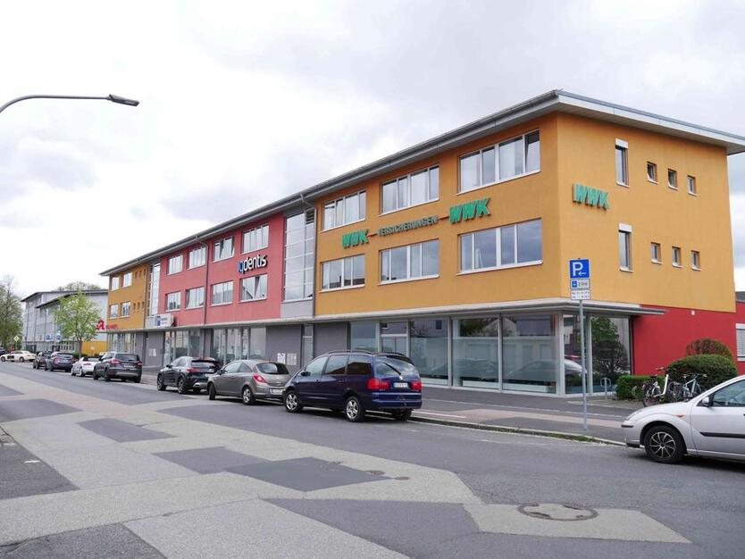 Büro- Praxisfläche 1. OG nahe FH