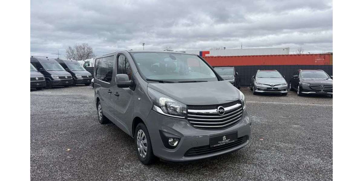 Opel Vivaro 181.000 km 13.999 &euro; Sachsenheim 74343
