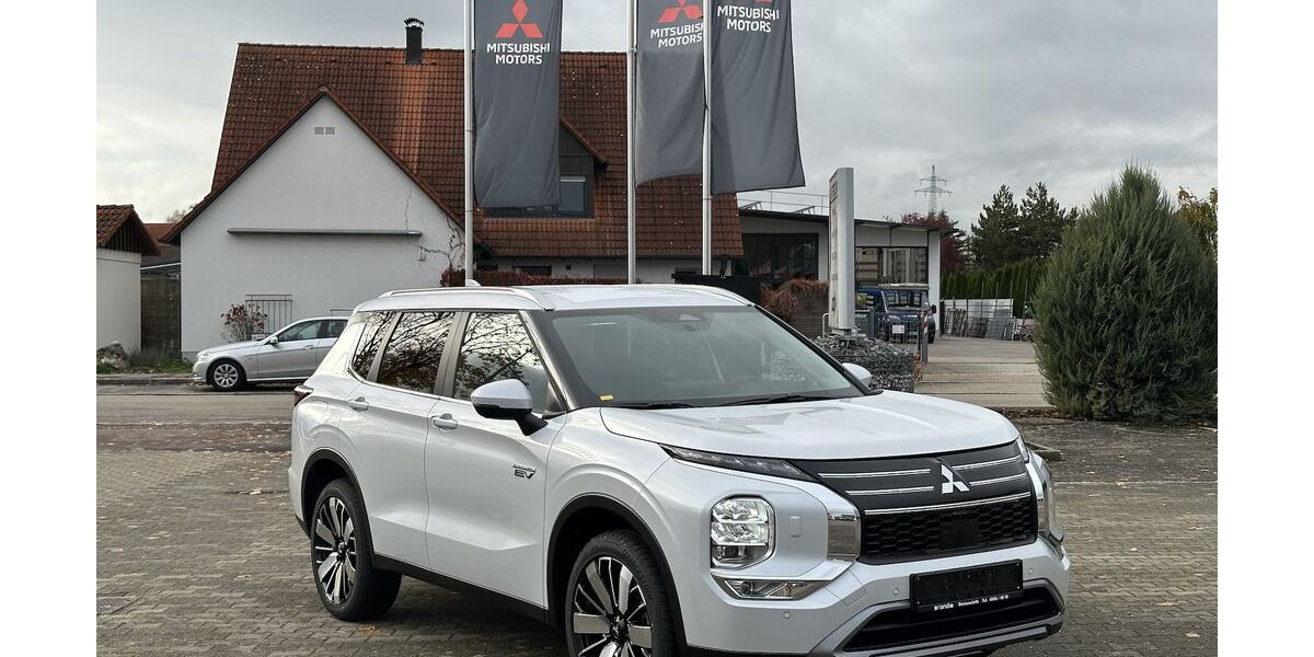 Mitsubishi Outlander 2.000 km 42.460 &euro; Donauwörth 86609