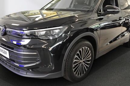 VW Tiguan 2.500 km 40.890 &euro; Bad Oldesloe 23843
