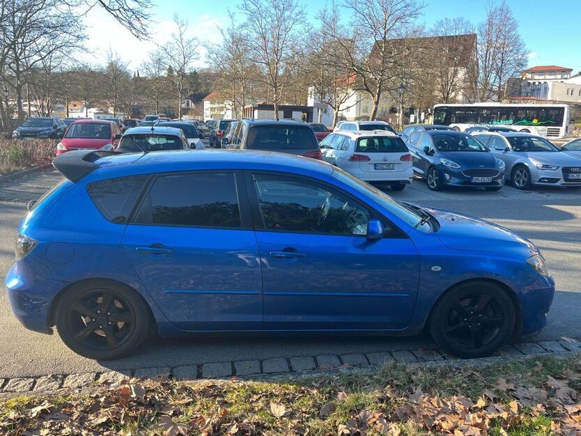 Mazda 3 260.000 km 999 € Bad Kötzting 93444