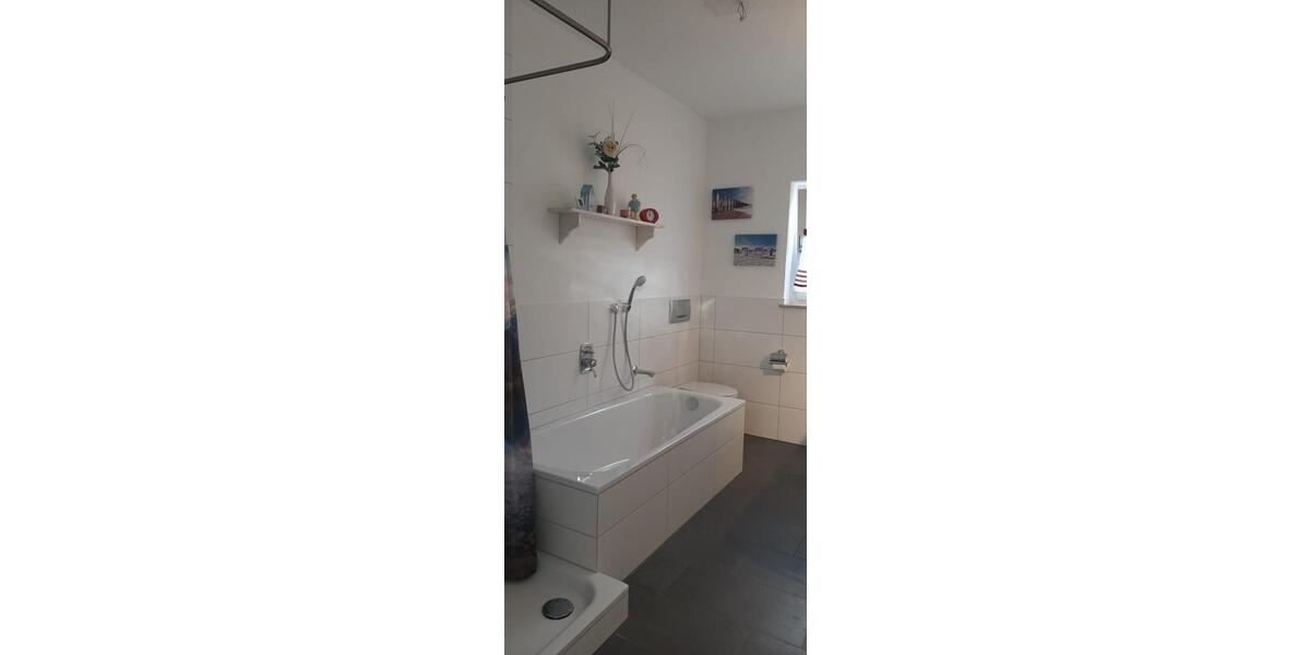 Reihenhaus Waldbronn - 4.5 Zimmer, 109 m&sup2;, 1.420&euro; | Angebot:24982173