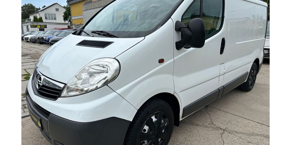 Opel Vivaro 191.000 km 4.999 &euro; Berlin 12307