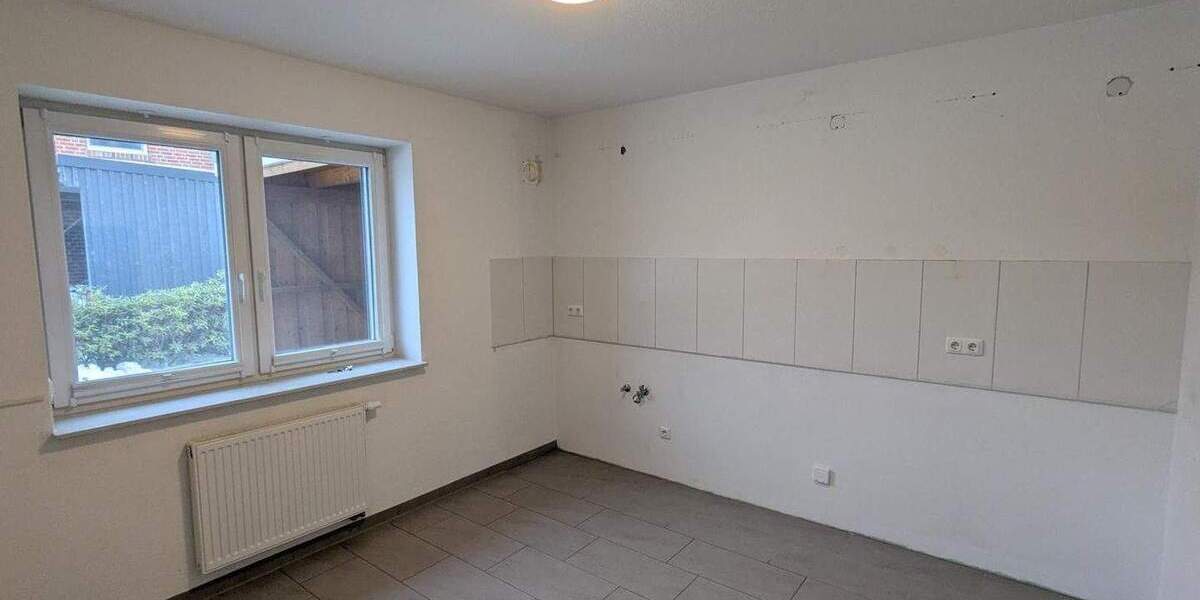 Doppelhaushälfte Westerstede - 4 Zimmer, 115 m&sup2;, 1.100&euro; | Angebot:24908562