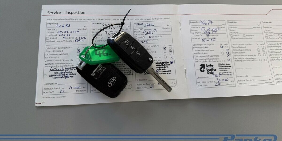 VW Touran Freestyle 1.4 DSG*SHZ*AHK*PDC*AUX* 193.614 km 4.990 &euro; Berlin 13187