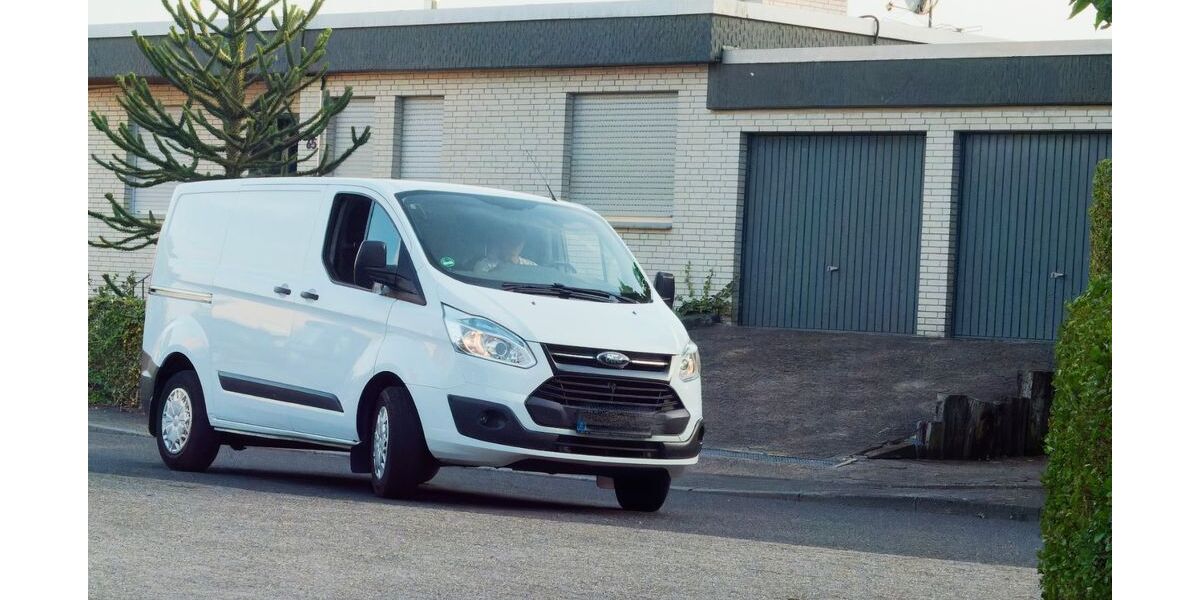 Ford Transit Custom 261.000 km 10.000 &euro; Viersen 41749