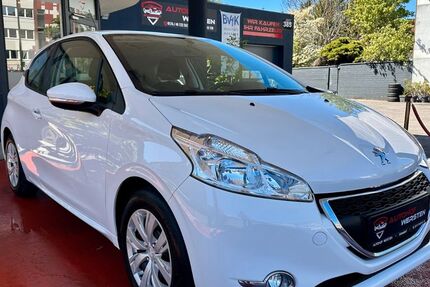 Peugeot 208 87.466 km 4.990 &euro; Düsseldorf 40589