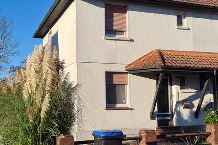 Haus Varel - 4 Zimmer, 70 m&sup2;, 129.000&euro; | Angebot:24407015