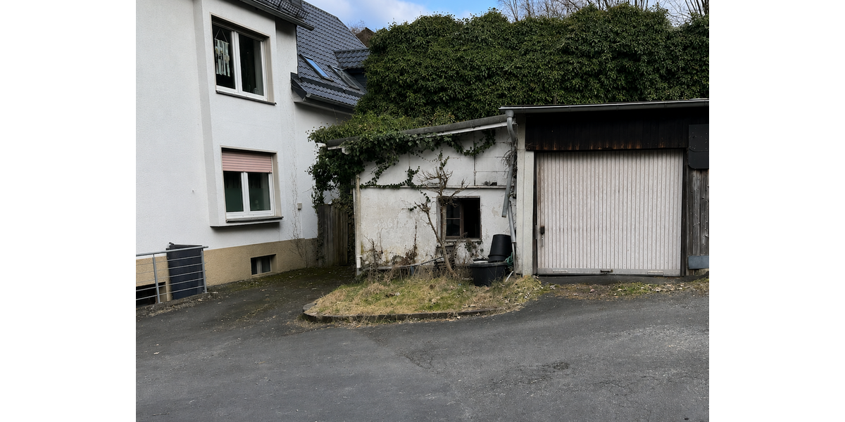 Garagen / Stellplätze Siegen Kaan-Marienborn - 100&euro; | Angebot:26935016