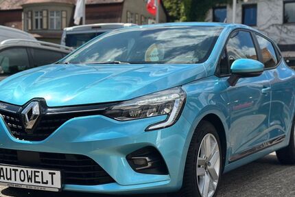 Renault Clio 68.000 km 9.990 € Berlin 12623