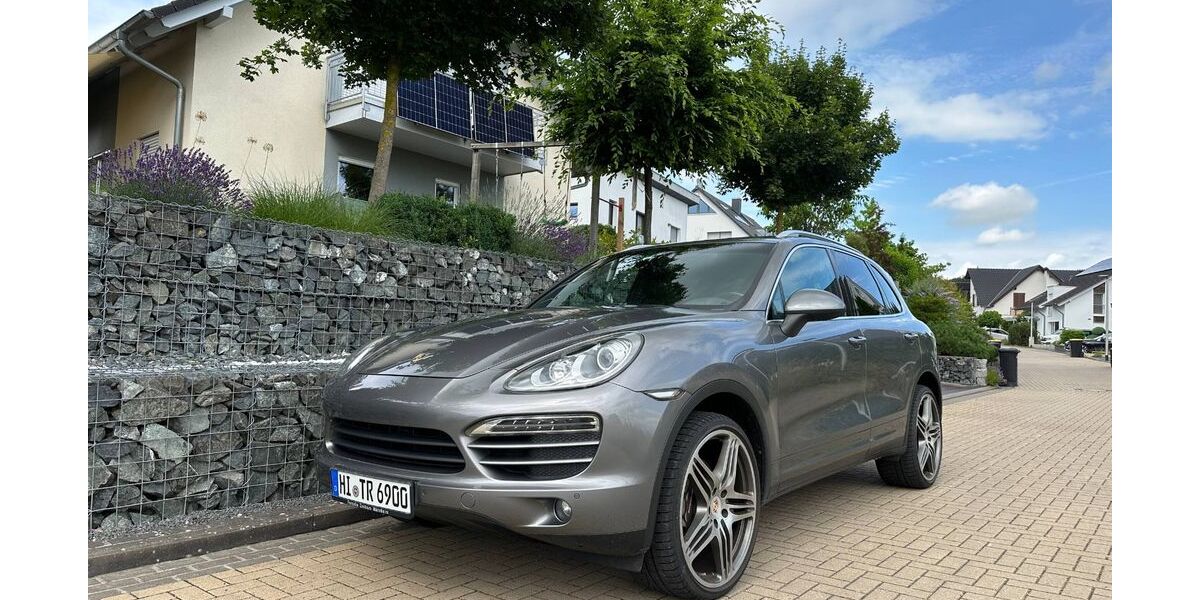 Porsche Cayenne 198.320 km 17.400 &euro; Hildesheim 31135