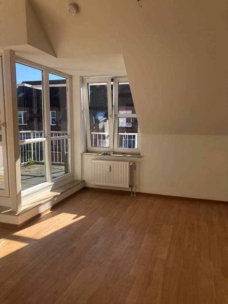 Wohnung zum Mieten in Wedel 1.139,78 € 108.55 m²