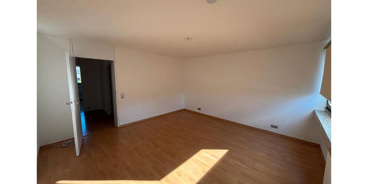 Dachgeschoßwohnung Trier Kürenz - 3 Zimmer, 83 m&sup2;, 280.000&euro; | Angebot:26611604